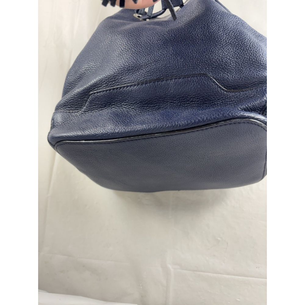 Rebecca Minkoff Lexi Convertible Bucket bag crossbody - Picture 5 of 16